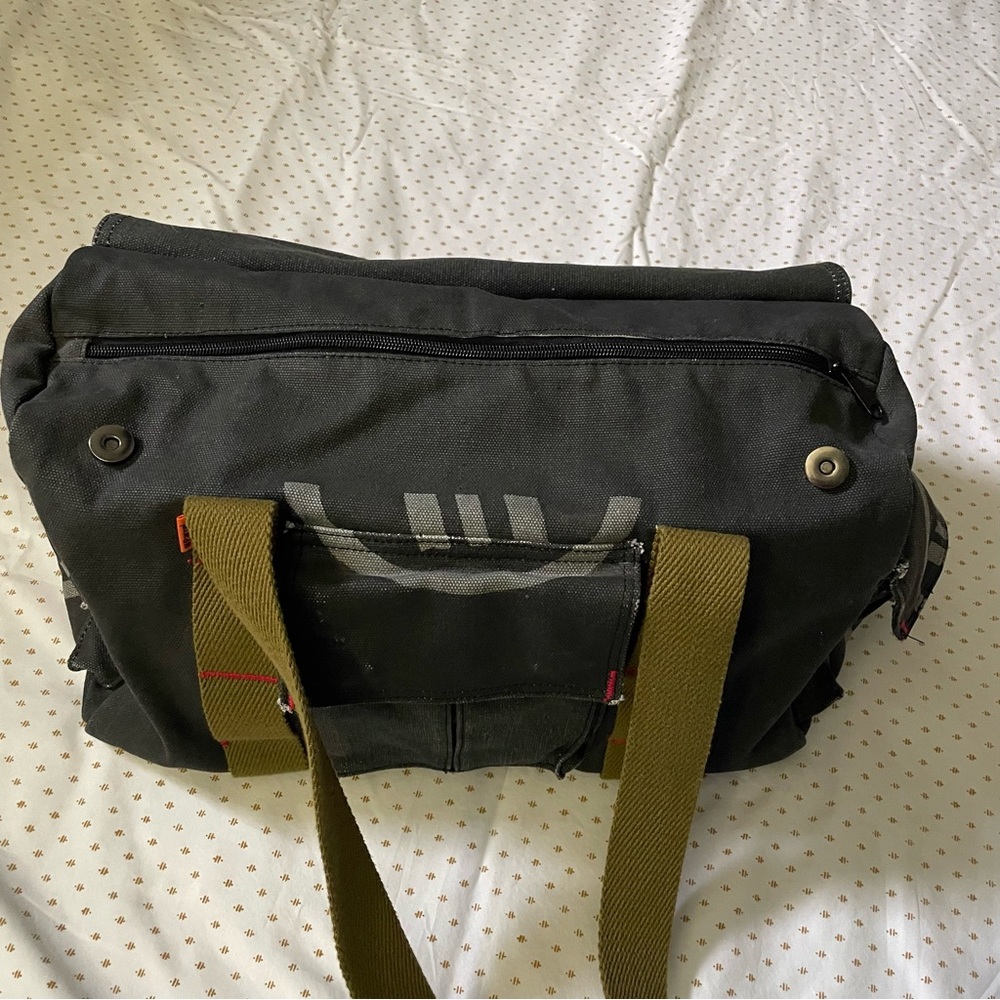 III Parcel NYC Mini Weekend Duffel - Picture 7 of 11